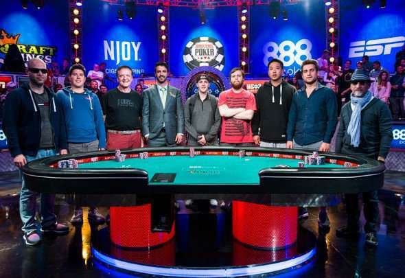 2015-November-Nine_2015-WSOP_EV68_Day-7_Giron_8JG2926.jpg